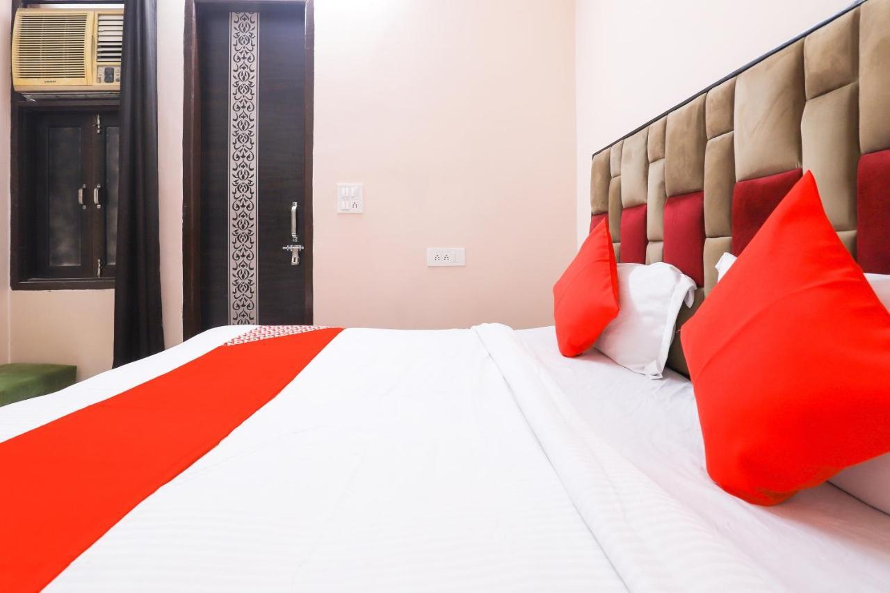 Oyo 77819 Shahdara Inn New Delhi Extérieur photo