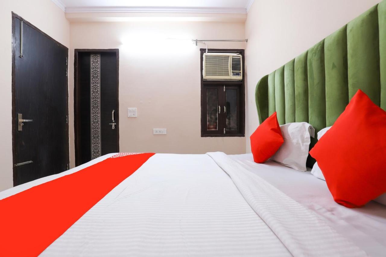 Oyo 77819 Shahdara Inn New Delhi Extérieur photo