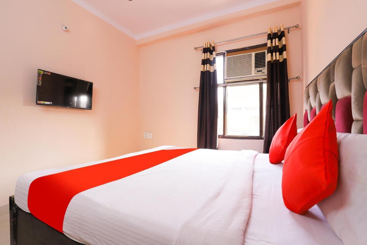 Oyo 77819 Shahdara Inn New Delhi Extérieur photo
